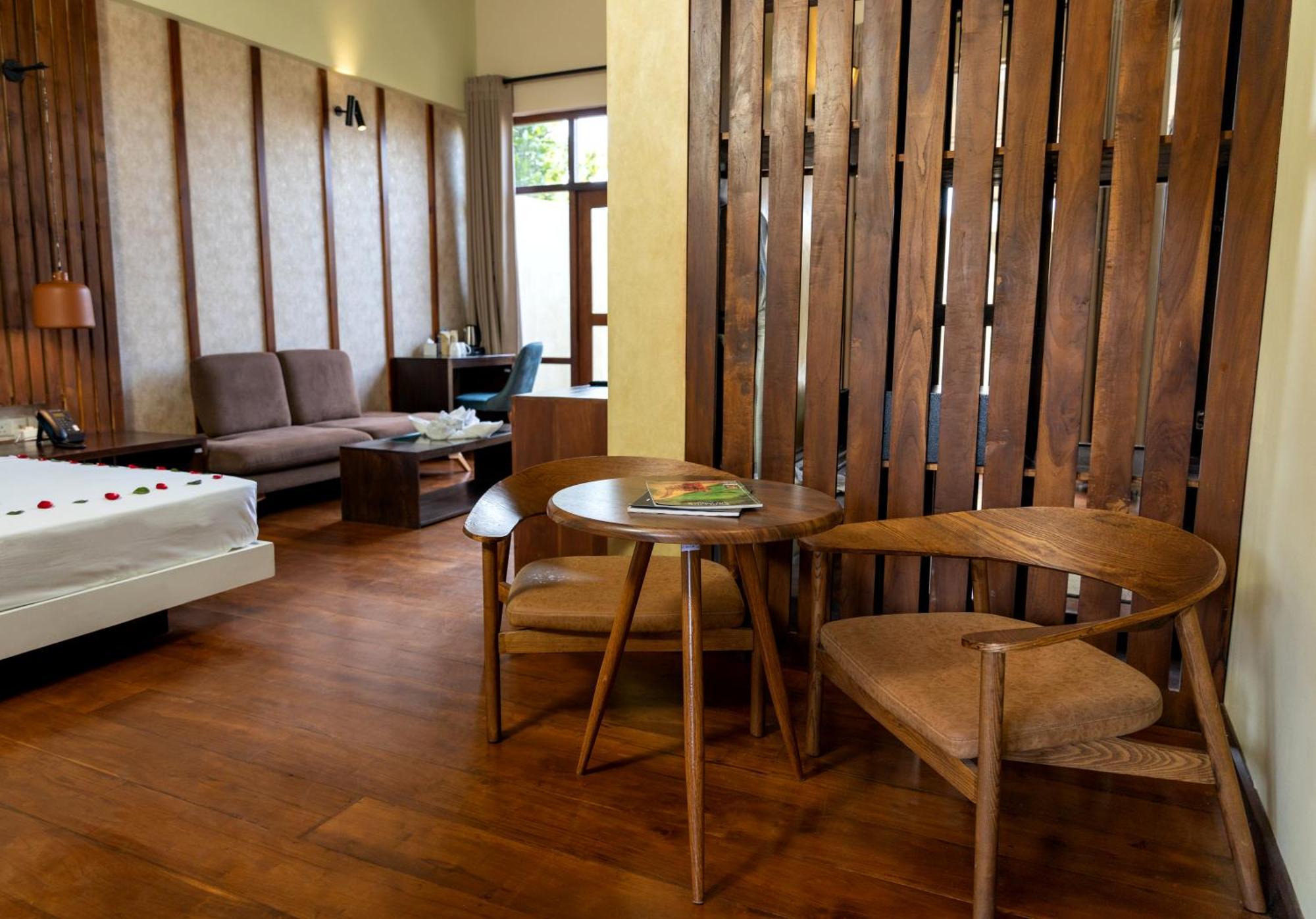 Seahorse Hotel & Spa Negombo Ngoại thất bức ảnh
