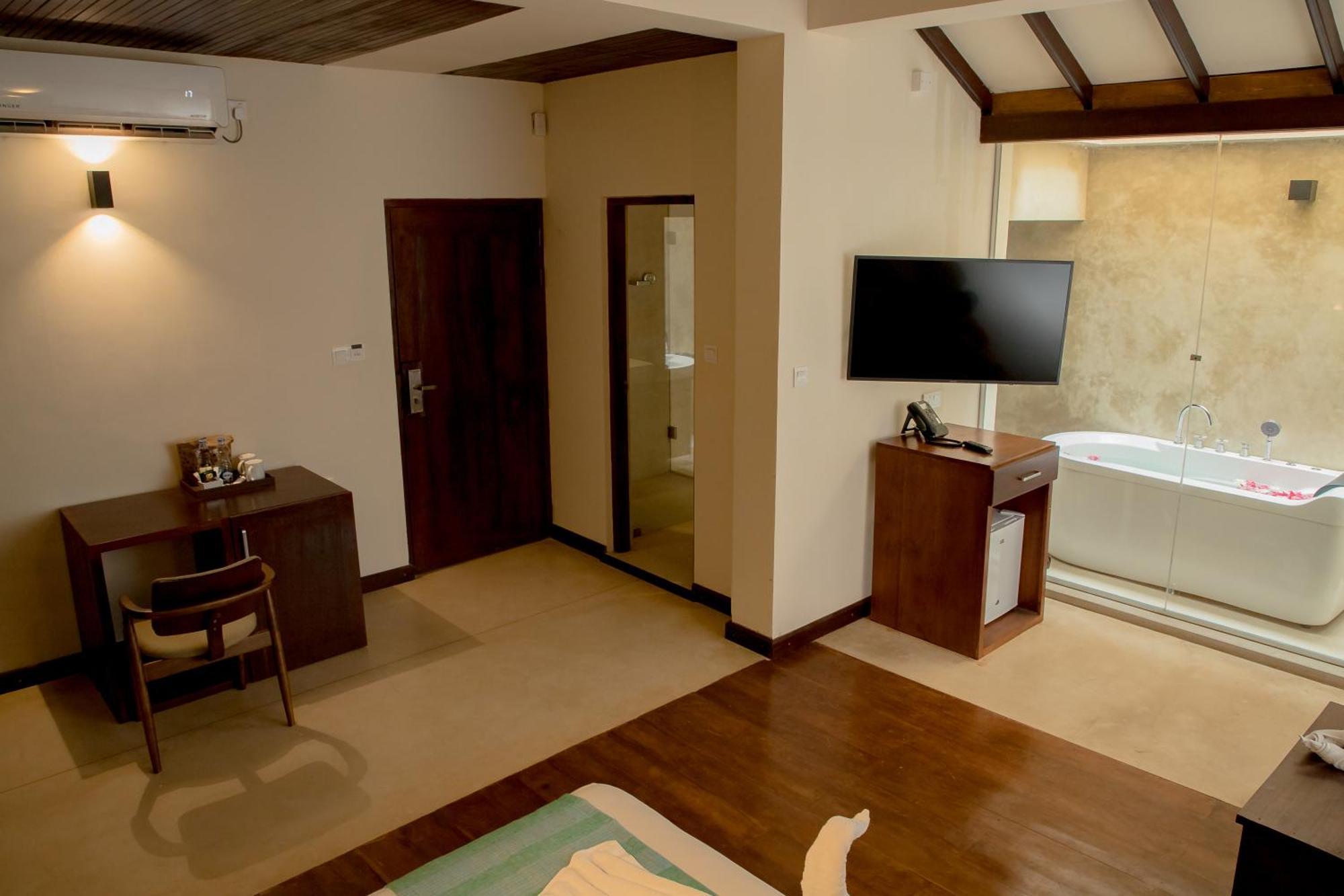 Seahorse Hotel & Spa Negombo Ngoại thất bức ảnh