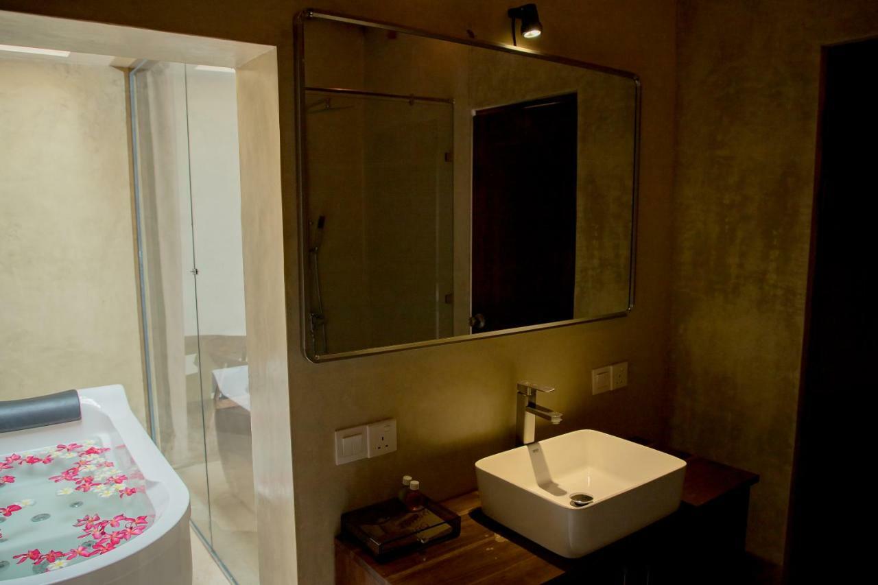 Seahorse Hotel & Spa Negombo Ngoại thất bức ảnh