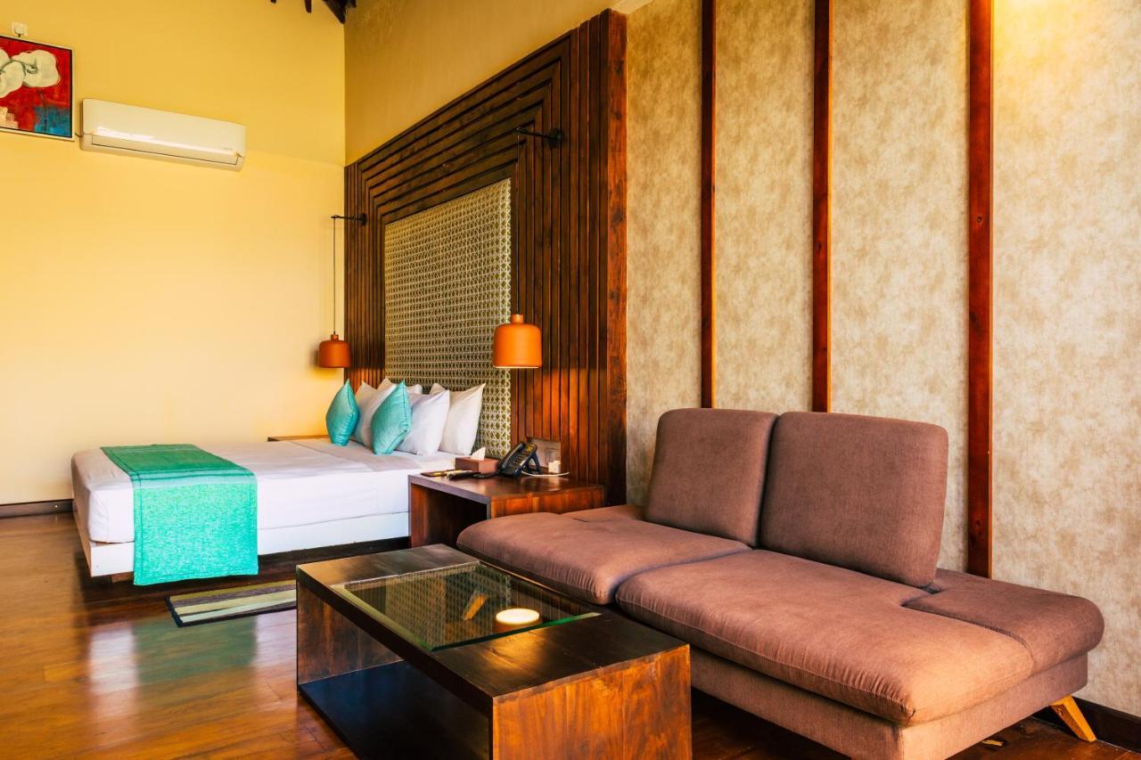 Seahorse Hotel & Spa Negombo Ngoại thất bức ảnh